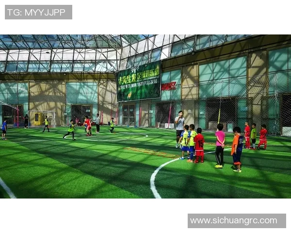 暑期足球培训营开启快乐足球之旅助力孩子们成长与团队精神培养 暑期足球培训营开启快乐足球之旅助力孩子们成长与团队精神培养